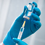 ファイザー製ワクチン、60歳以上で3回目接種の効果は？／NEJM