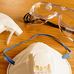 医療従事者、PPE着用時の皮膚病リスクと低減戦略