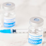 コロナとインフルワクチンの同時接種での副反応、ファイザー製vs.モ…のイメージ