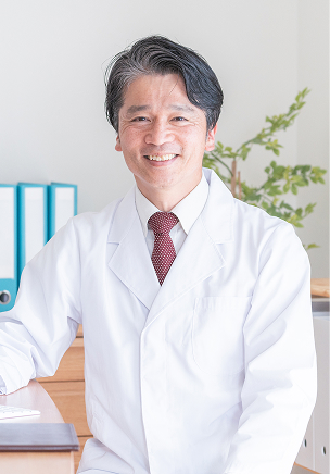 白衣の医師の写真